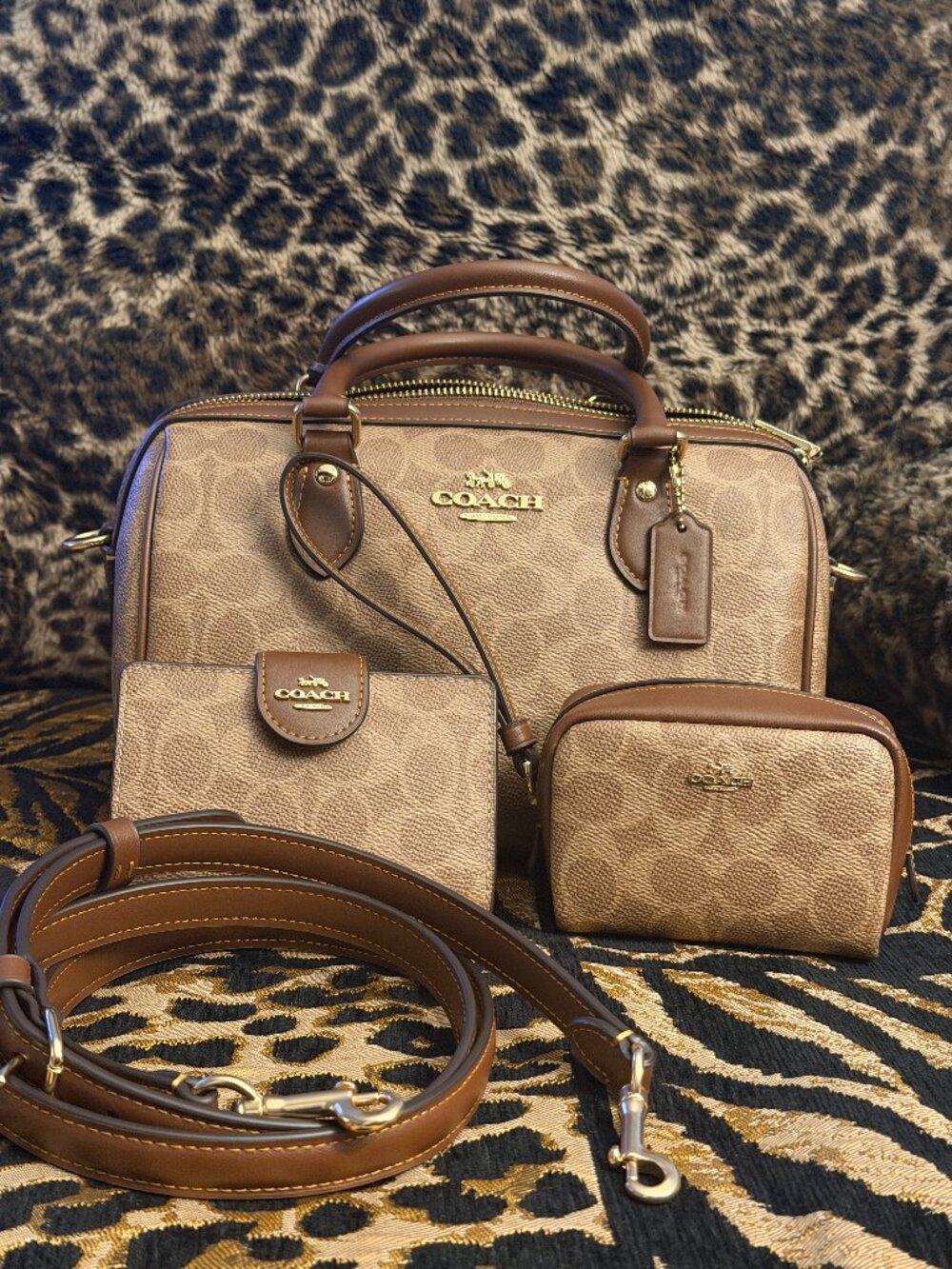 Coach 3 pc bundle Brown Signature Rowan, make up case, & wallet EXCELLENT - Picture 1 of 15